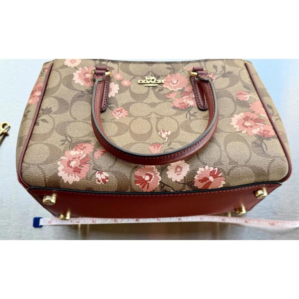 Coach Surrey Signature Canvas Pink Floral Print NWOT 12x9 - Picture 13 of 15